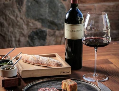 Angelica-Zapata-Malbec-Harmonizacao-com-churrasco.jpeg